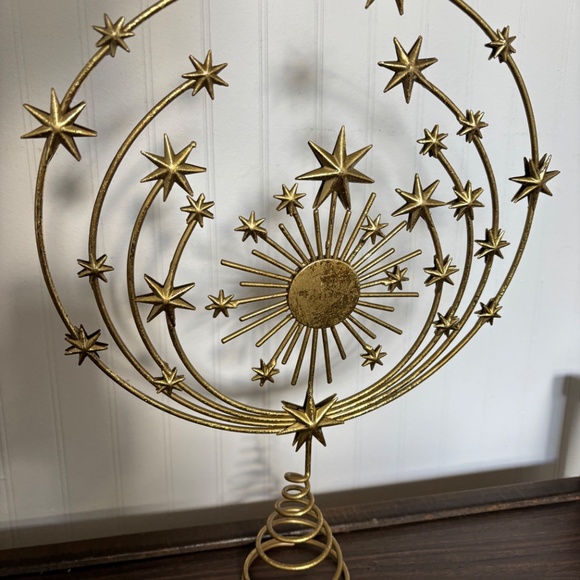 Anthropologie Hedy Tree Topper | Celestial | Gold | Sun & Stars - Picture 4 of 7